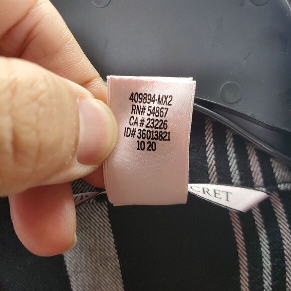 Victoria's Secret Patterned Sleepwear Top Size S - Picture 11 of 14